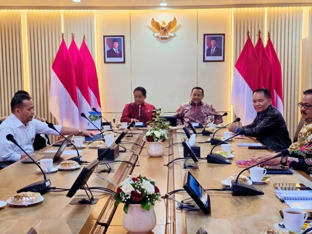 Gubernur Kalteng dan Kemenhut Perkuat Sinergi Pengelolaan Hutan Berkelanjutan